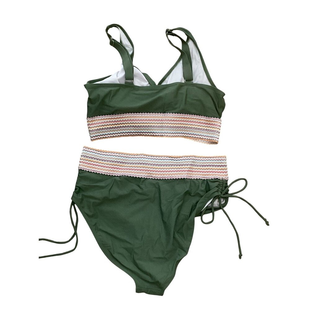 High Waisted Green Bikini Set with Twist Detail - Picture 3 of 9